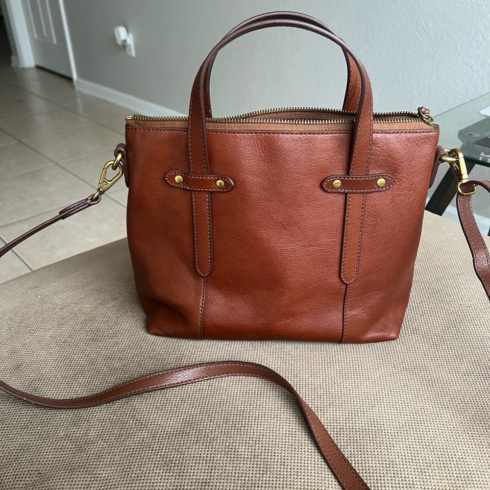 Fossil cross body